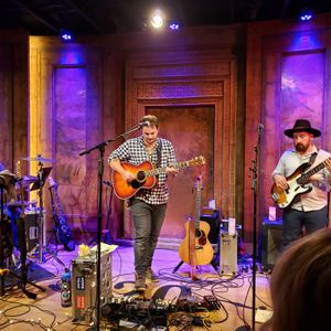 Brooks Hubbard Music at Lake Orion, MI in 20 Front Street 2019