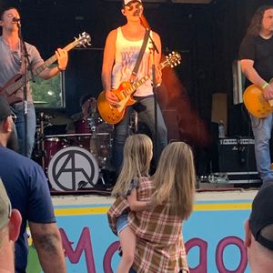 Adam Rutledge at Moneta, VA in Mango's Bar & Grill 2019