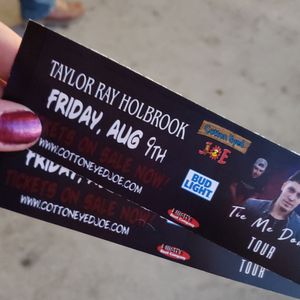 Taylor Ray Holbrook at Knoxville, TN in Cotton Eyed Joe 2019