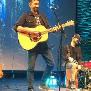 Aaron Shust at Sewell, NJ in Gloucester County Community Church 2019