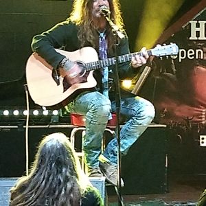 John Corabi at Cincinnati, OH in MVP Sports Bar and Grille 2019