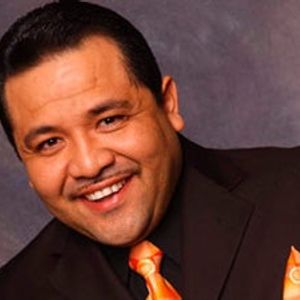 Billets, dates de tournée et concerts pour Gilbert Esquivel