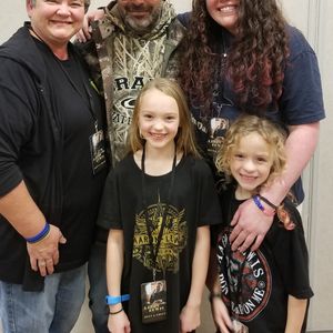 Aaron Lewis at Ottumwa, IA in Bridge View Center 2019