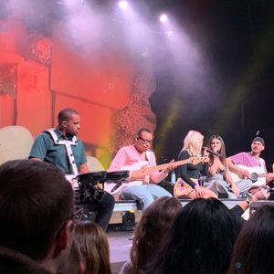 Julia Michaels at Los Angeles, CA in Fonda Theatre 2019