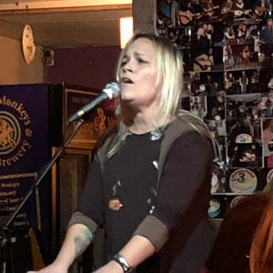 Dani Strong at Oakville, Canada in The Moonshine Cafe 2019
